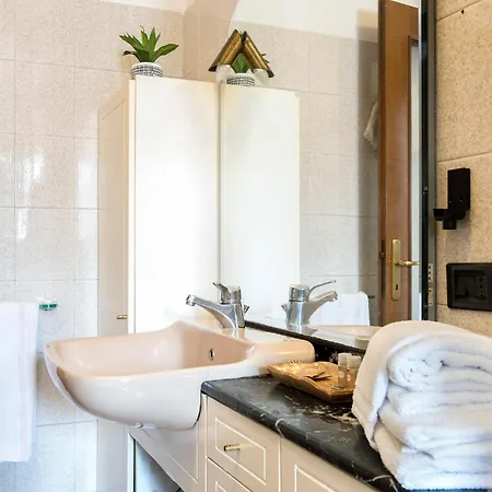 Paramount Penthouse 公寓 *
